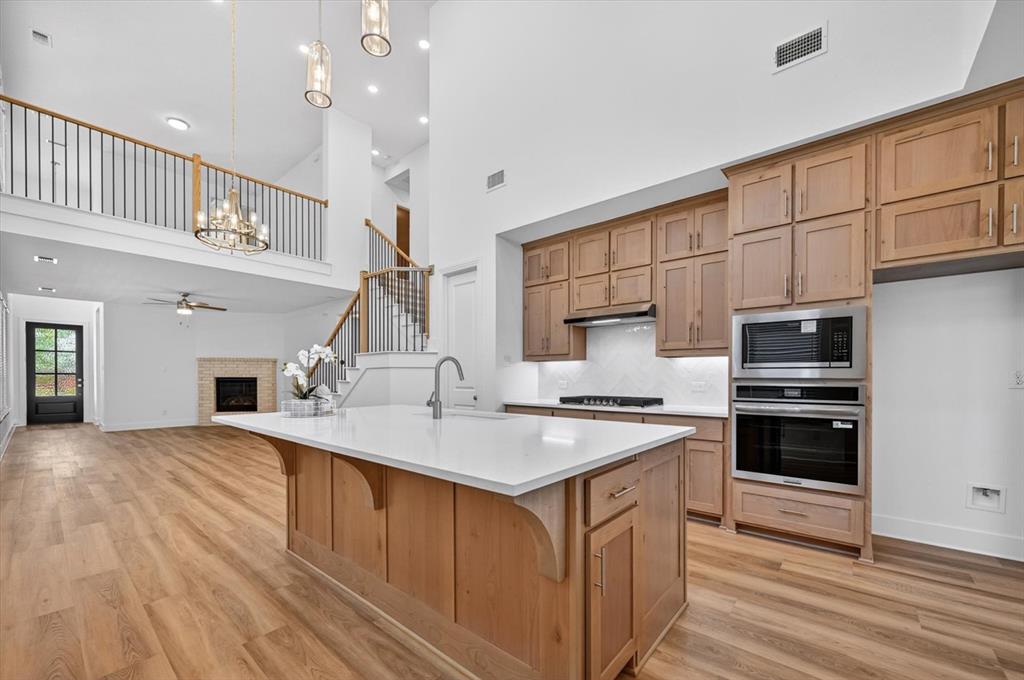 818 Stone Grv Road Lavon, TX 75166 - Photo 2 of 26 Gallery Image 2