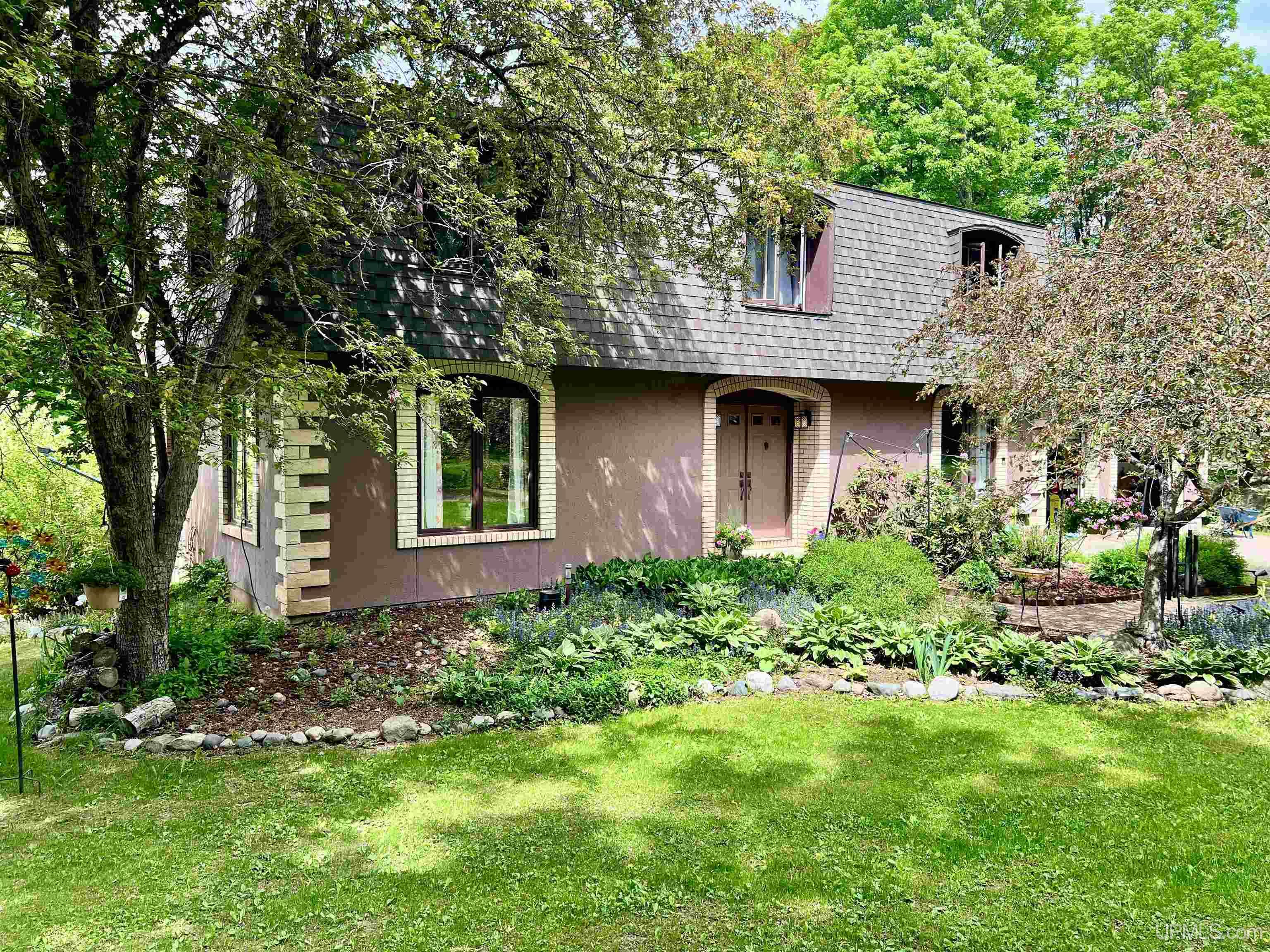 236 Passamani Road Iron River, MI 49935 - Photo 1 of 51