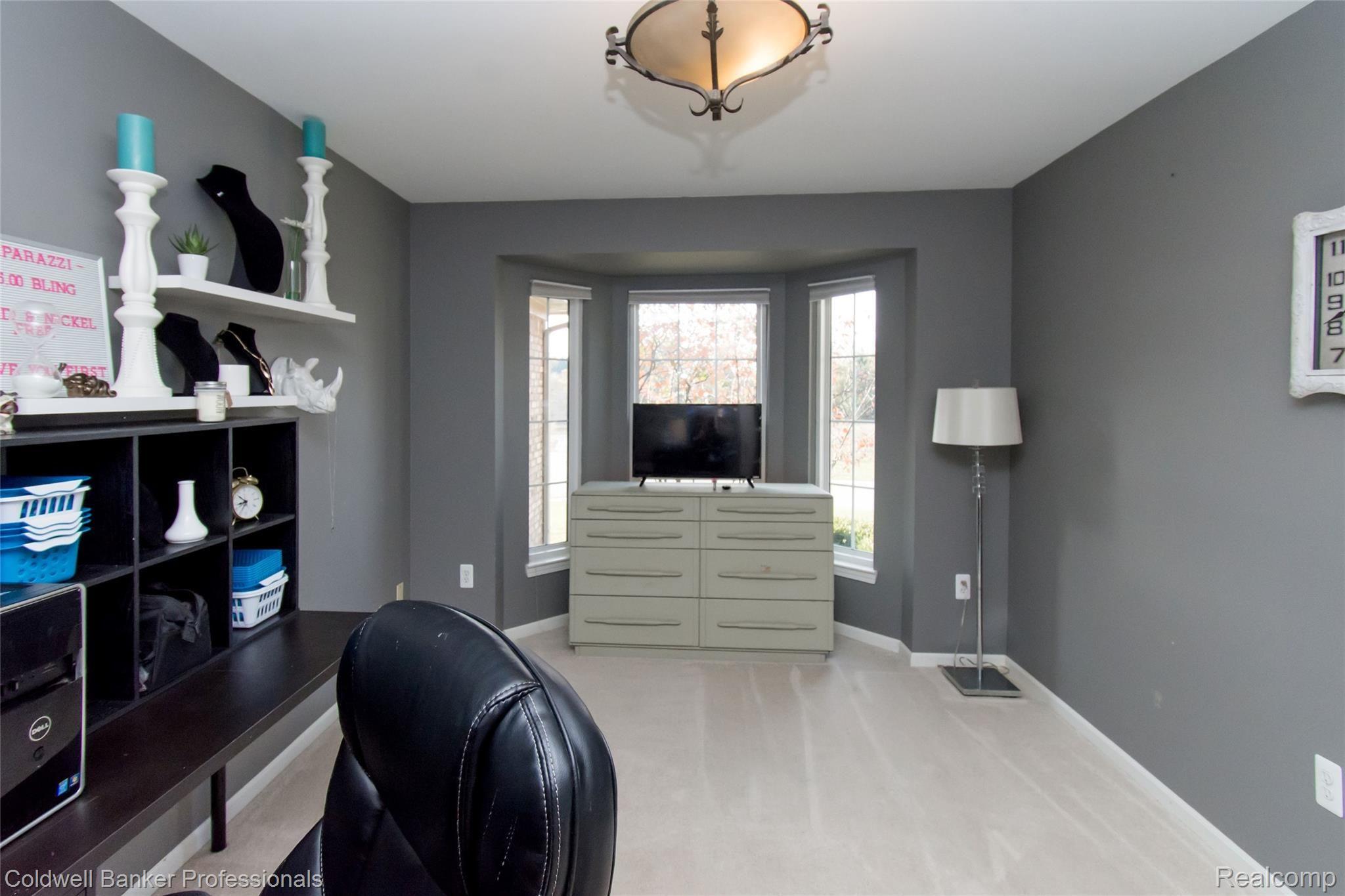 1347 Ridge View Court Grand Blanc, MI 48439 - Photo 12 of 62 1347RidgeViewCt-030.jpg