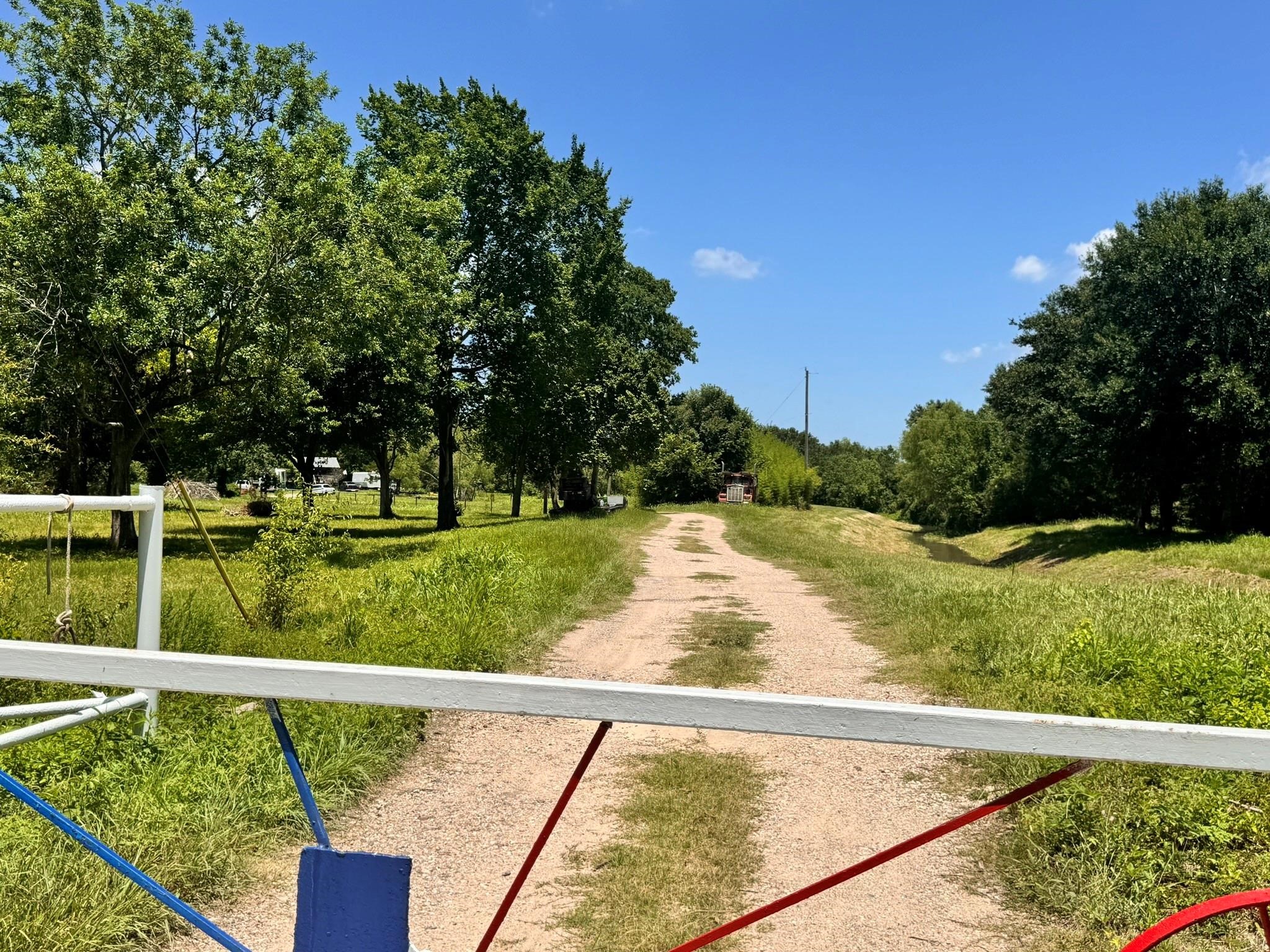 5355 County Road 418 Manvel, TX 77583 - Photo 7 of 12 a view of outdoor from deck