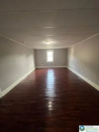 $825 | 10 Valley Street, Unit 5, Brockton, PA 17925