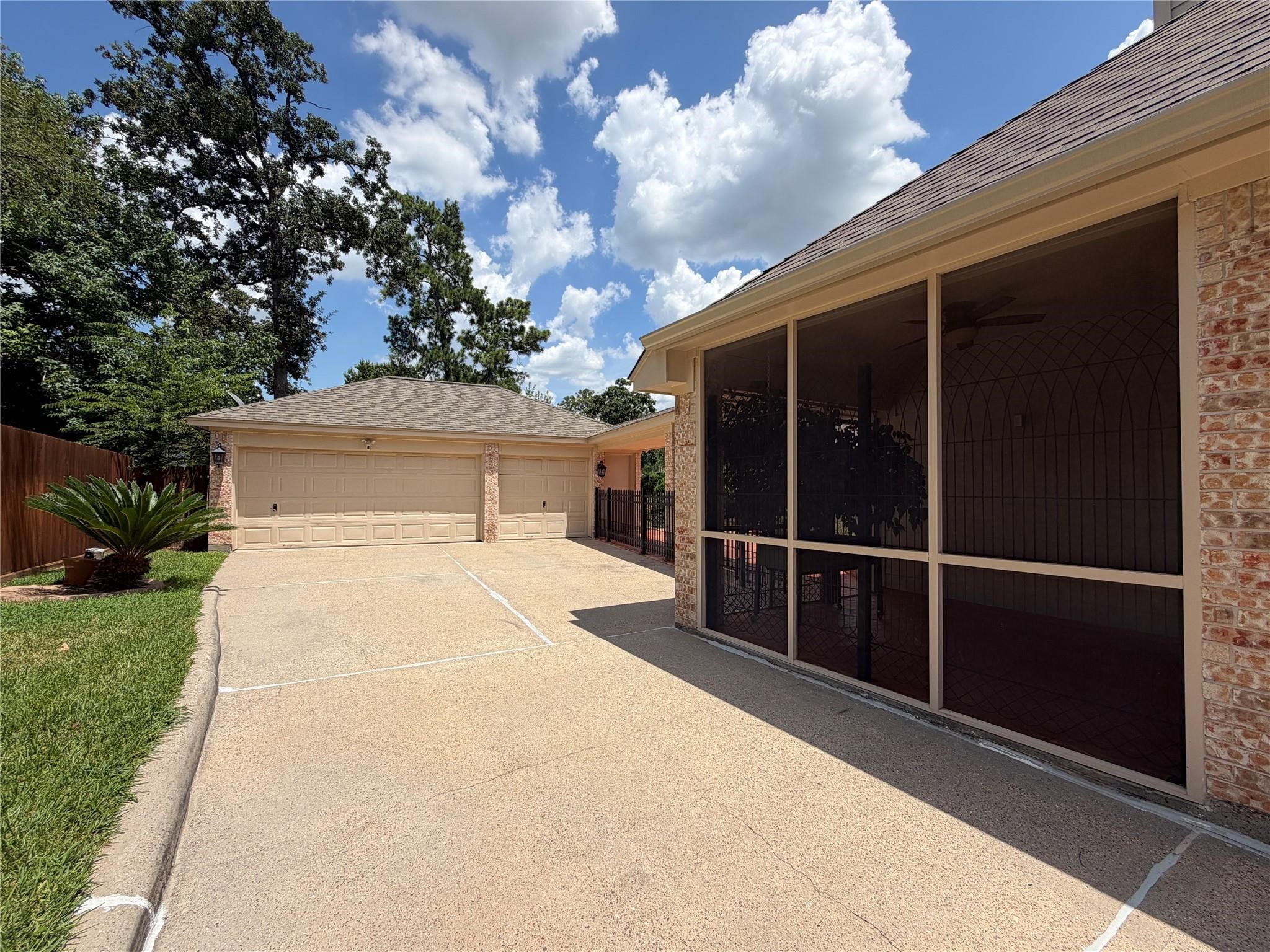 24818 Haverford Road Spring, TX 77389 - Photo 40 of 45 Screened in covered back patio