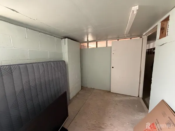 $279,900 | 324 Cricket Lane, Woodbridge, NJ 07095