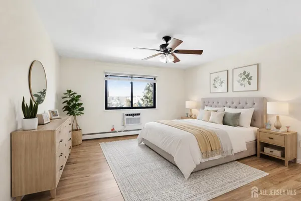 $279,900 | 324 Cricket Lane, Woodbridge, NJ 07095