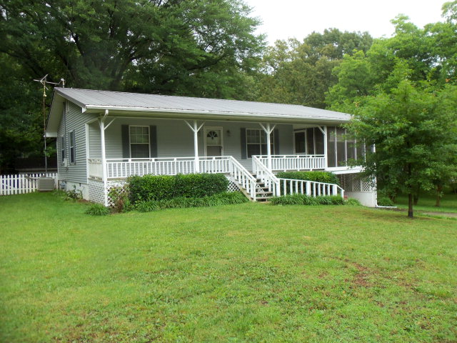1009 Coogler Road Dalton, GA 30721 - Photo 1 of 1 Main View