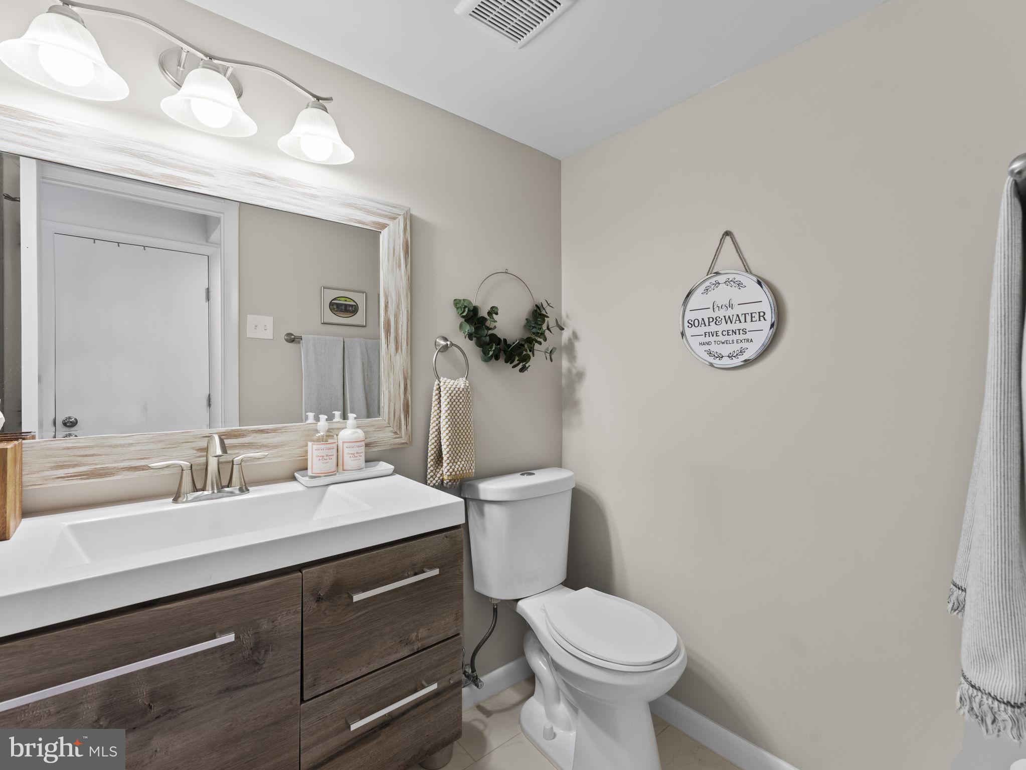 4509 Flintstone Road Alexandria, VA 22306 - Photo 11 of 29
