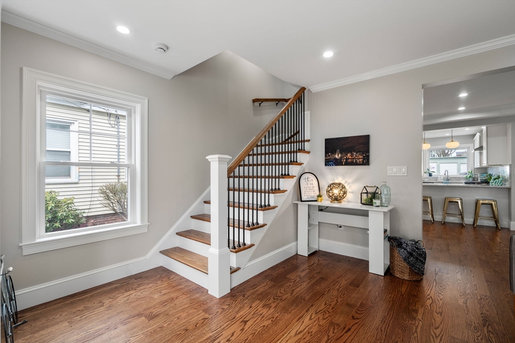 79 Read Street Winthrop, MA 02152 - Photo 4 of 33