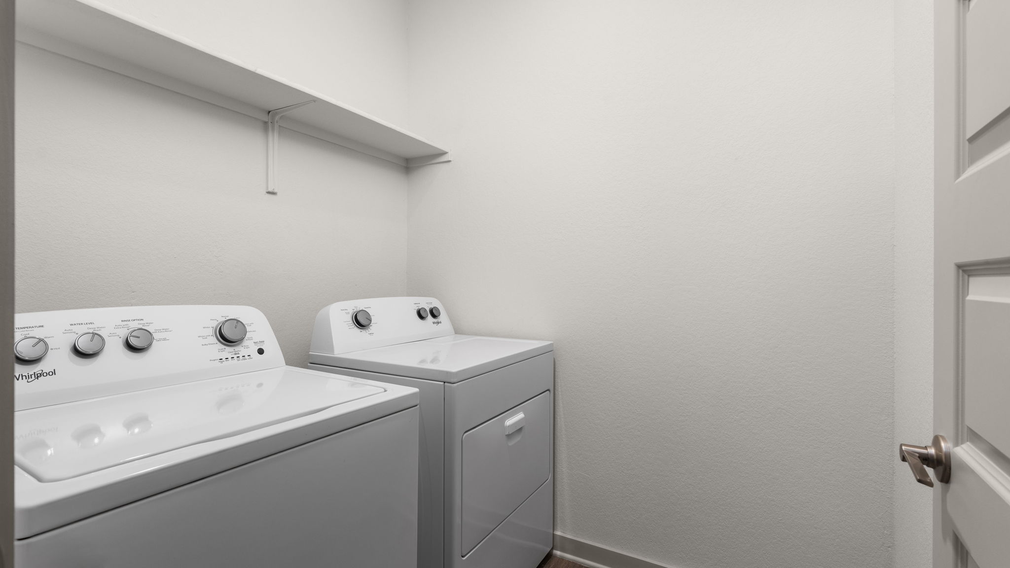 101 Merrick Road Georgetown, TX 78628 - Photo 25 of 38 1st floor utility room. Home comes with washer and dryer