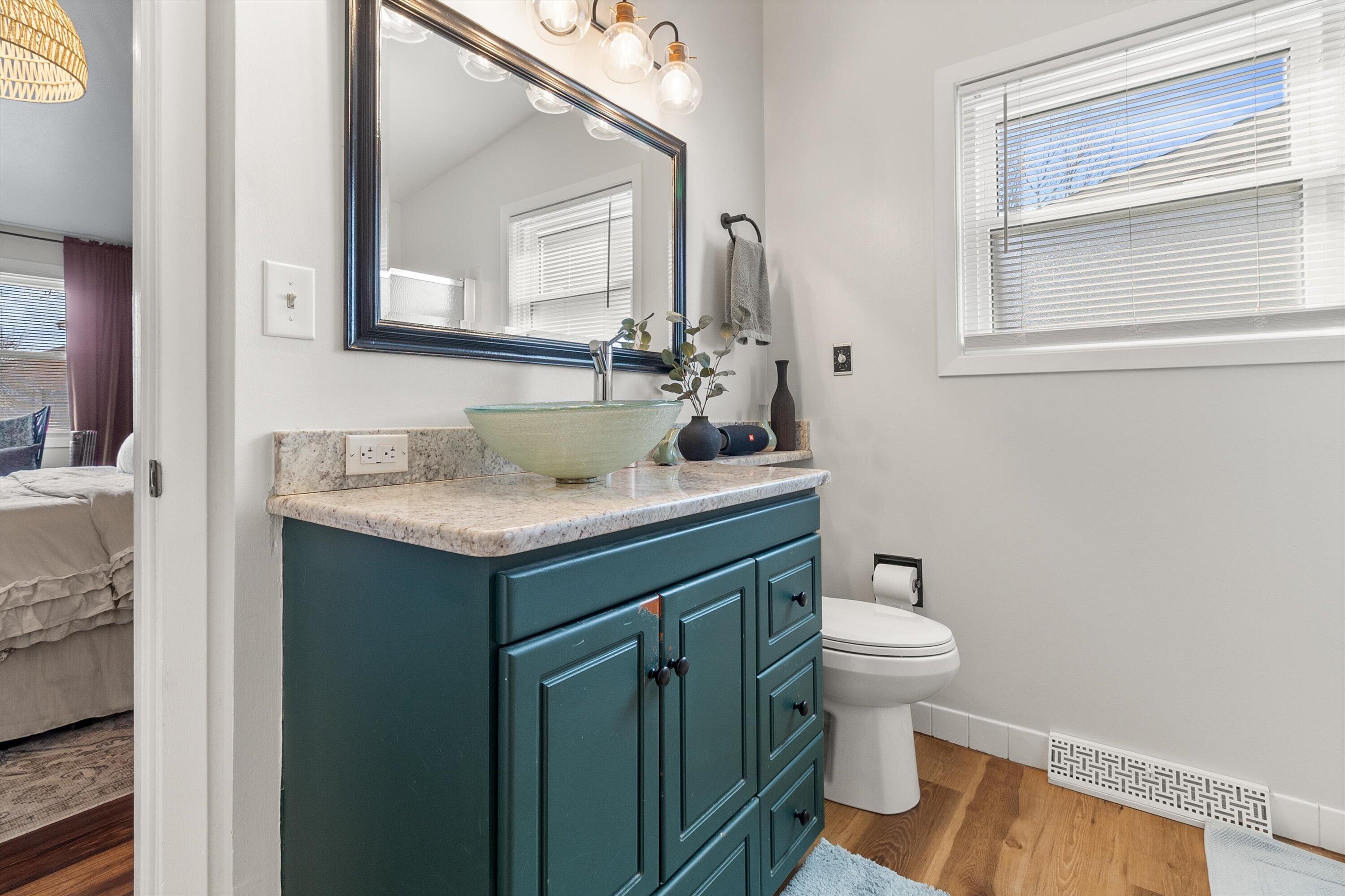 5315 66th Place Kenosha, WI 53142 - Photo 35 of 48 Primary Bath