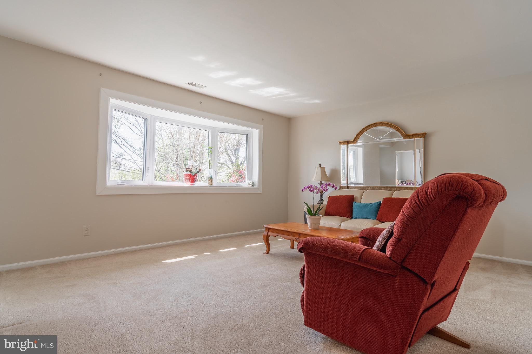 11305 Veirs Mill Road Silver Spring, MD 20902 - Photo 5 of 24 Gallery Image 5