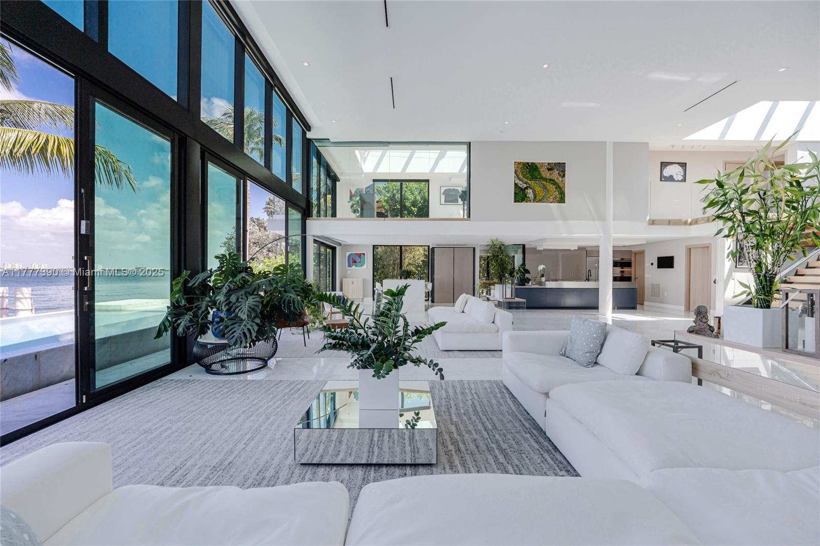 7960 Biscayne Point Circle Miami Beach, FL 33141 - Photo 18 of 72