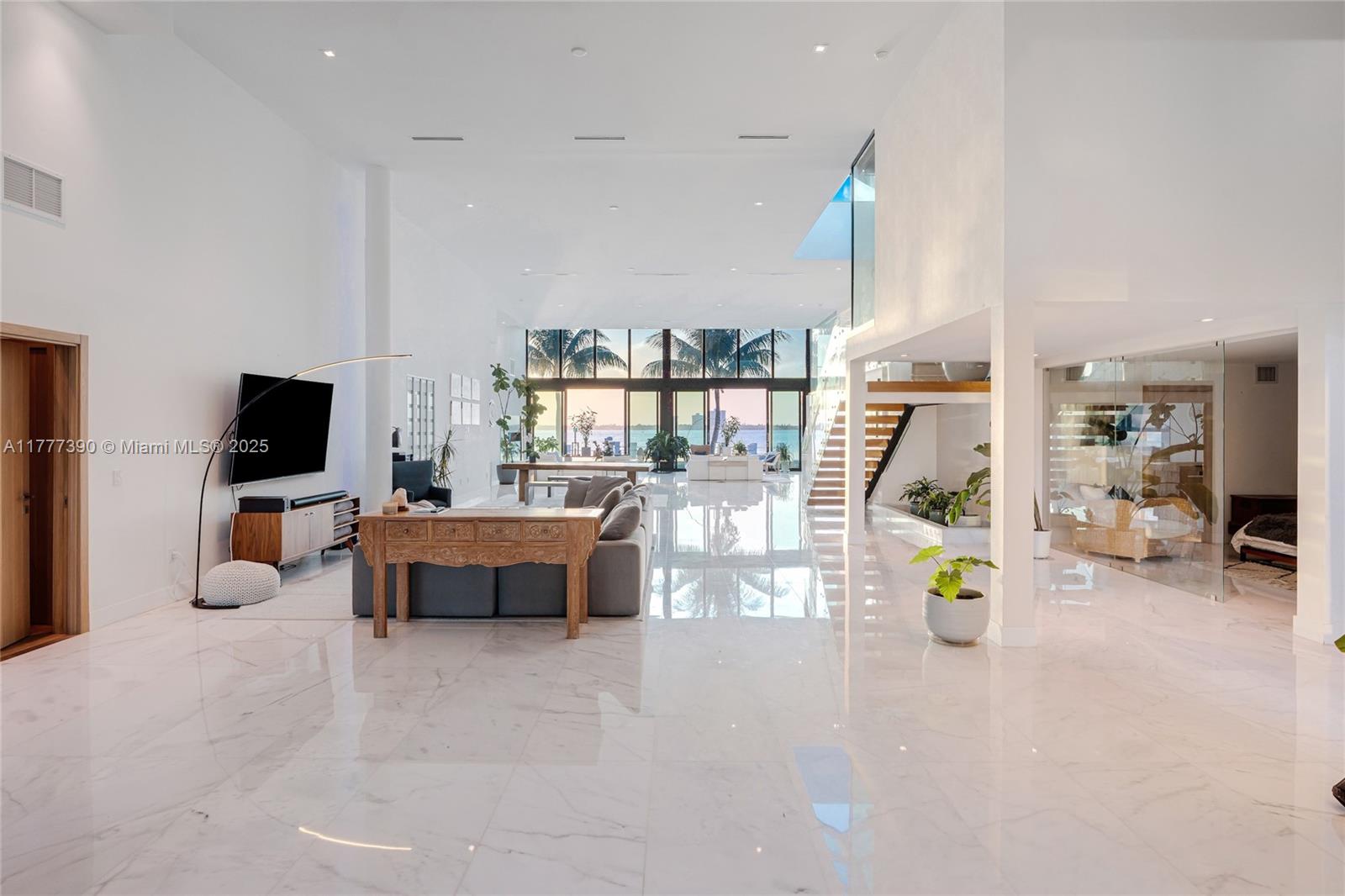 7960 Biscayne Point Circle Miami Beach, FL 33141 - Photo 20 of 72