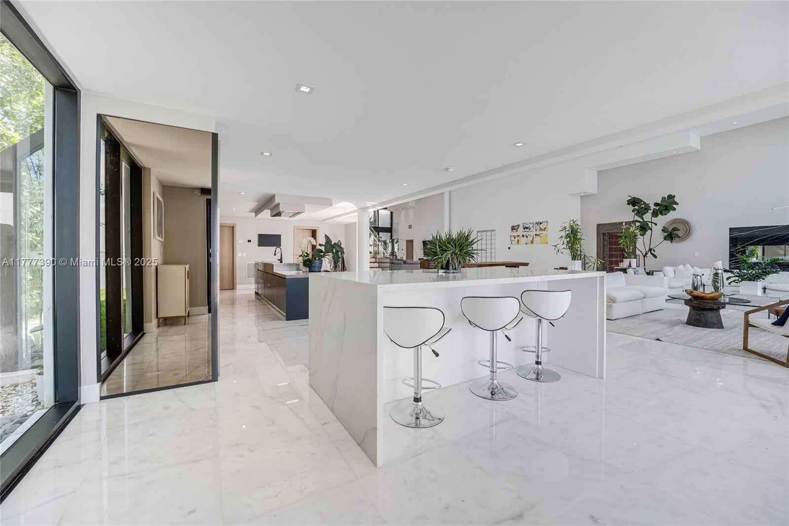 7960 Biscayne Point Circle Miami Beach, FL 33141 - Photo 25 of 72