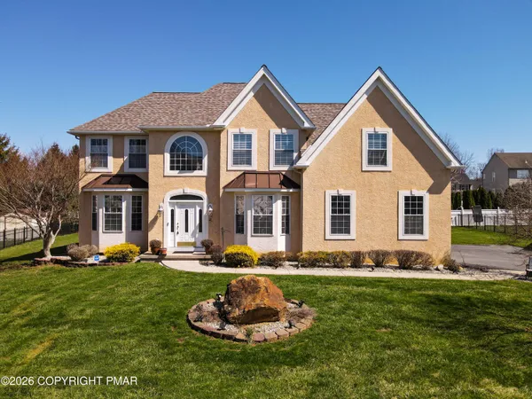 $649,900 | 2277 Leigh Drive, Easton, PA 18040