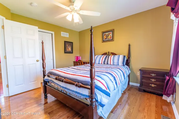 $649,900 | 2277 Leigh Drive, Easton, PA 18040