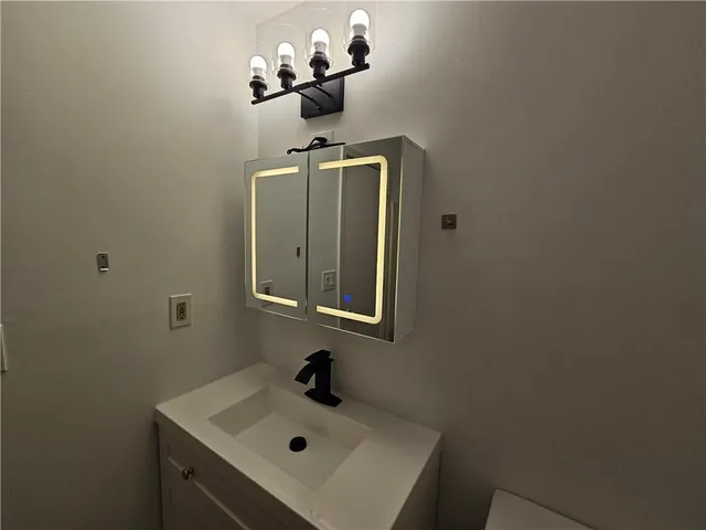 $1,950 | 6002 Pat Mell Place Southeast, Smyrna, GA 30080