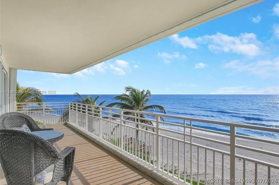 350 South Beach Road, Unit 401 Tequesta, FL 33469 - Photo 1 of 45 IMG_4880