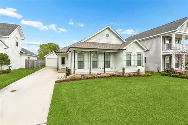 $475,000 | 253 Oak Dale Drive, Gretna, LA 70056