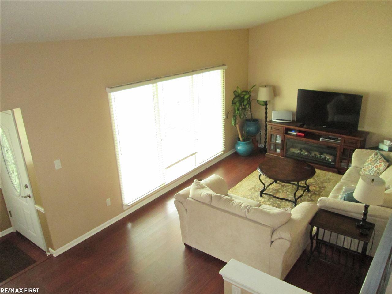 17802 Rainbow Road Fraser, MI 48026 - Photo 2 of 26