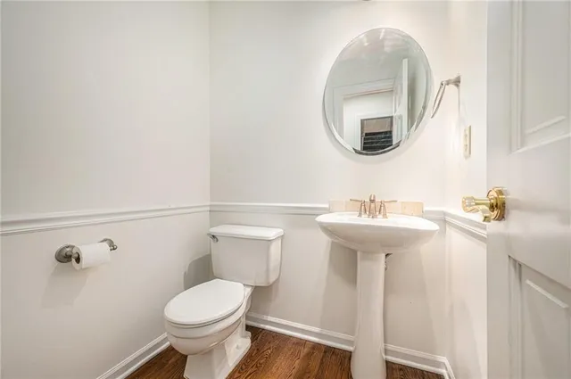 $429,000 | 130 Southeast Somerset Court, Lee's Summit, MO 64063