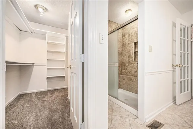 $429,000 | 130 Southeast Somerset Court, Lee's Summit, MO 64063