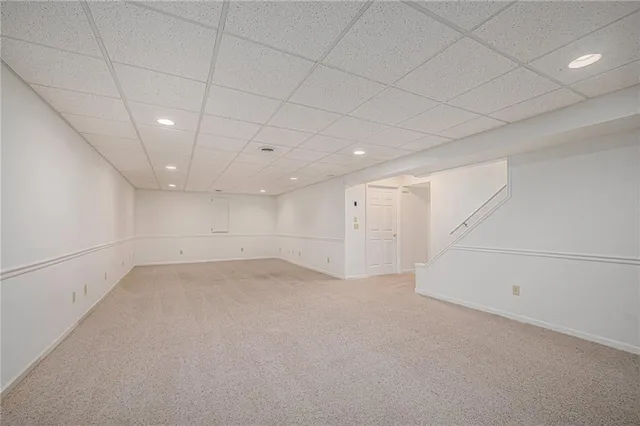 $429,000 | 130 Southeast Somerset Court, Lee's Summit, MO 64063