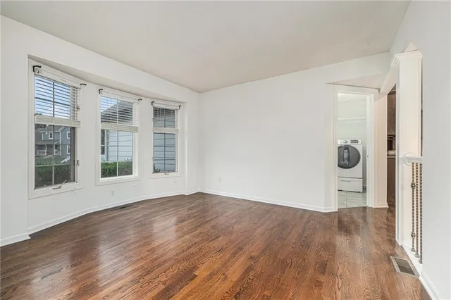 $429,000 | 130 Southeast Somerset Court, Lee's Summit, MO 64063