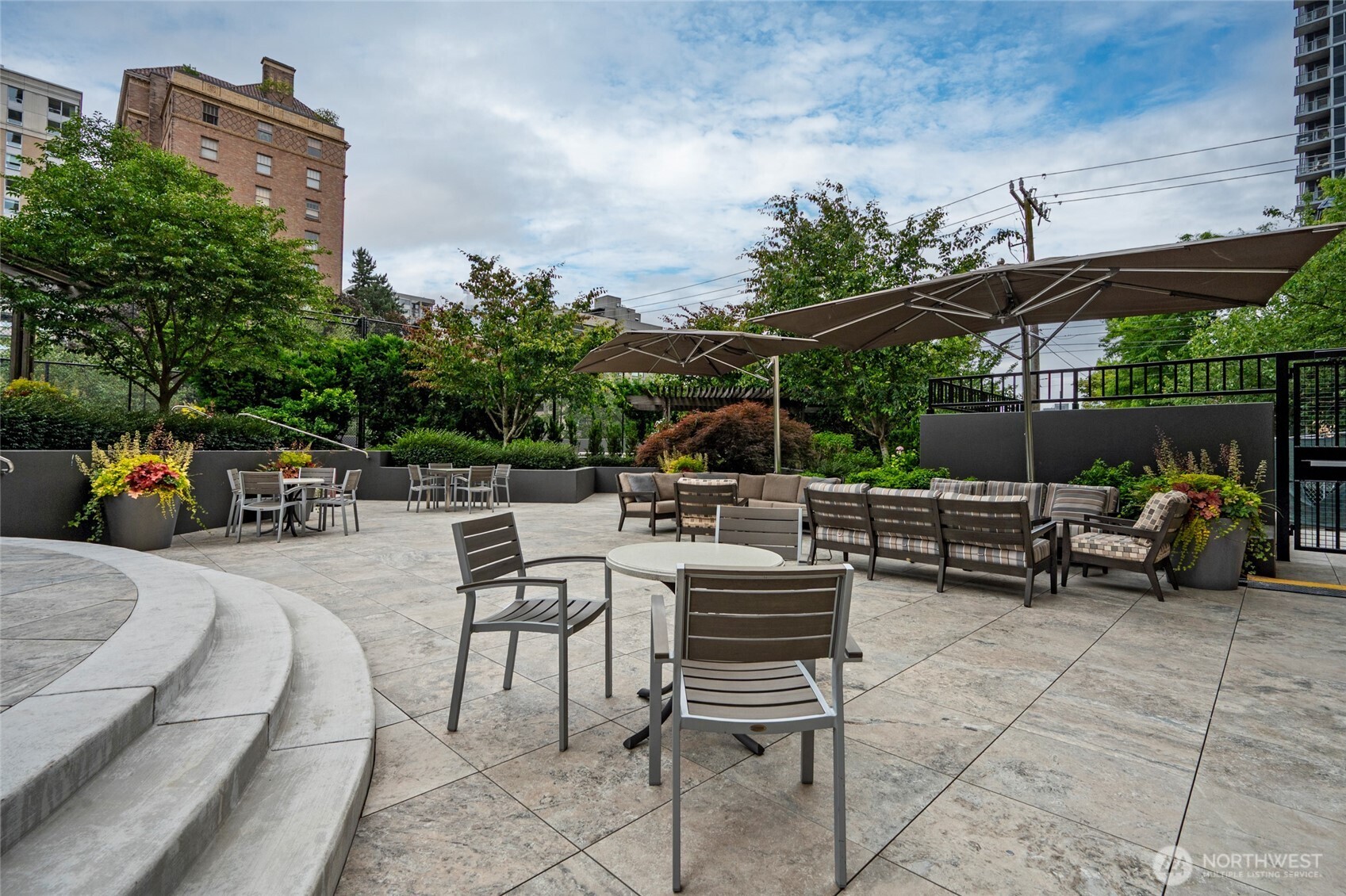 1301 Spring Street, Unit 10F Seattle, WA 98104 - Photo 24 of 36