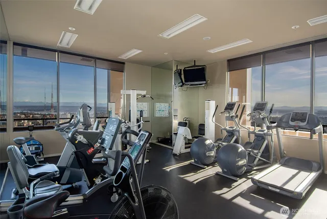 $678,000 | 1301 Spring Street, Unit 10F, Seattle, WA 98104