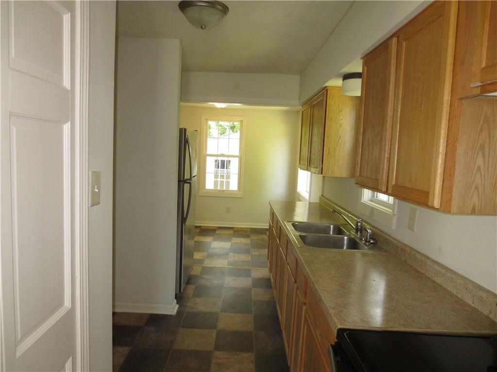 5302 Margate Road Indianapolis, IN 46221 - Photo 8 of 19 Gallery Image 8