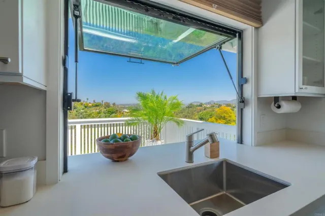 $998,000 | 3554 Sydney Place, San Diego, CA 92116