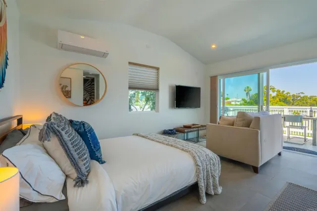 $998,000 | 3554 Sydney Place, San Diego, CA 92116