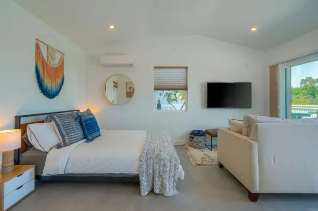 $998,000 | 3554 Sydney Place, San Diego, CA 92116