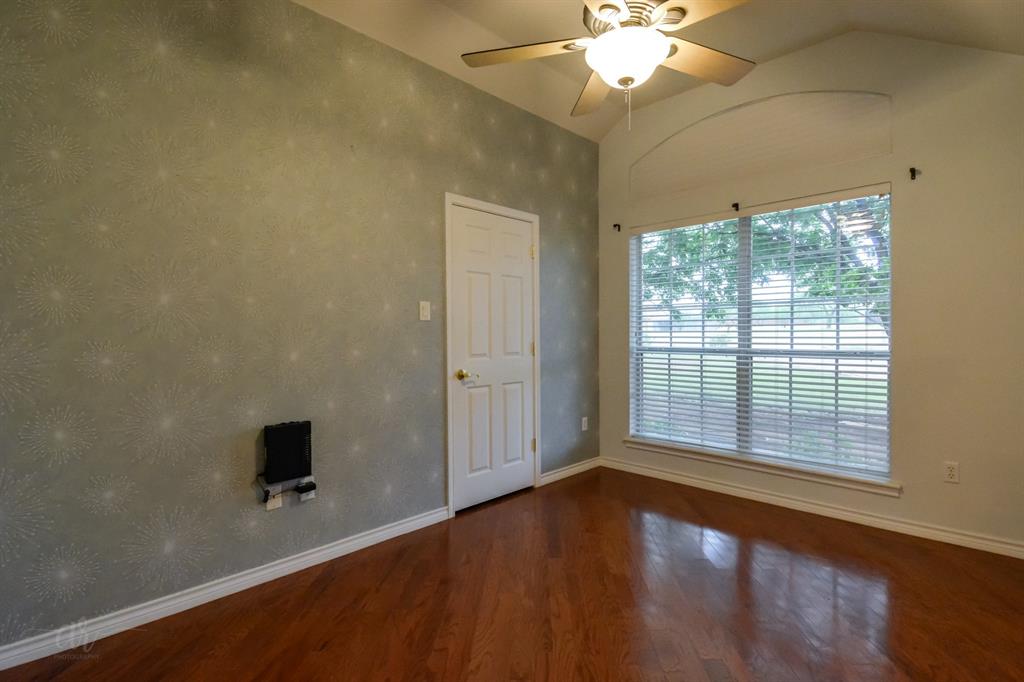 109 Pilgrim Road Abilene, TX 79602 - Photo 12 of 33