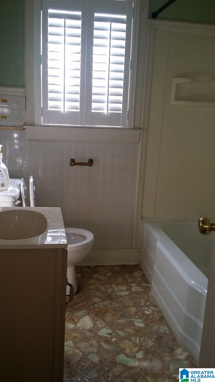 917 West Walnut Street Sylacauga, AL 35150 - Photo 7 of 9
