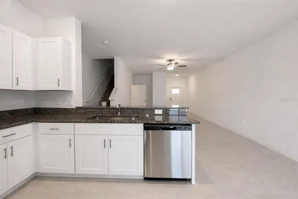 $2,100 | 6090 Shiner Street, Land O' Lakes, FL 34638