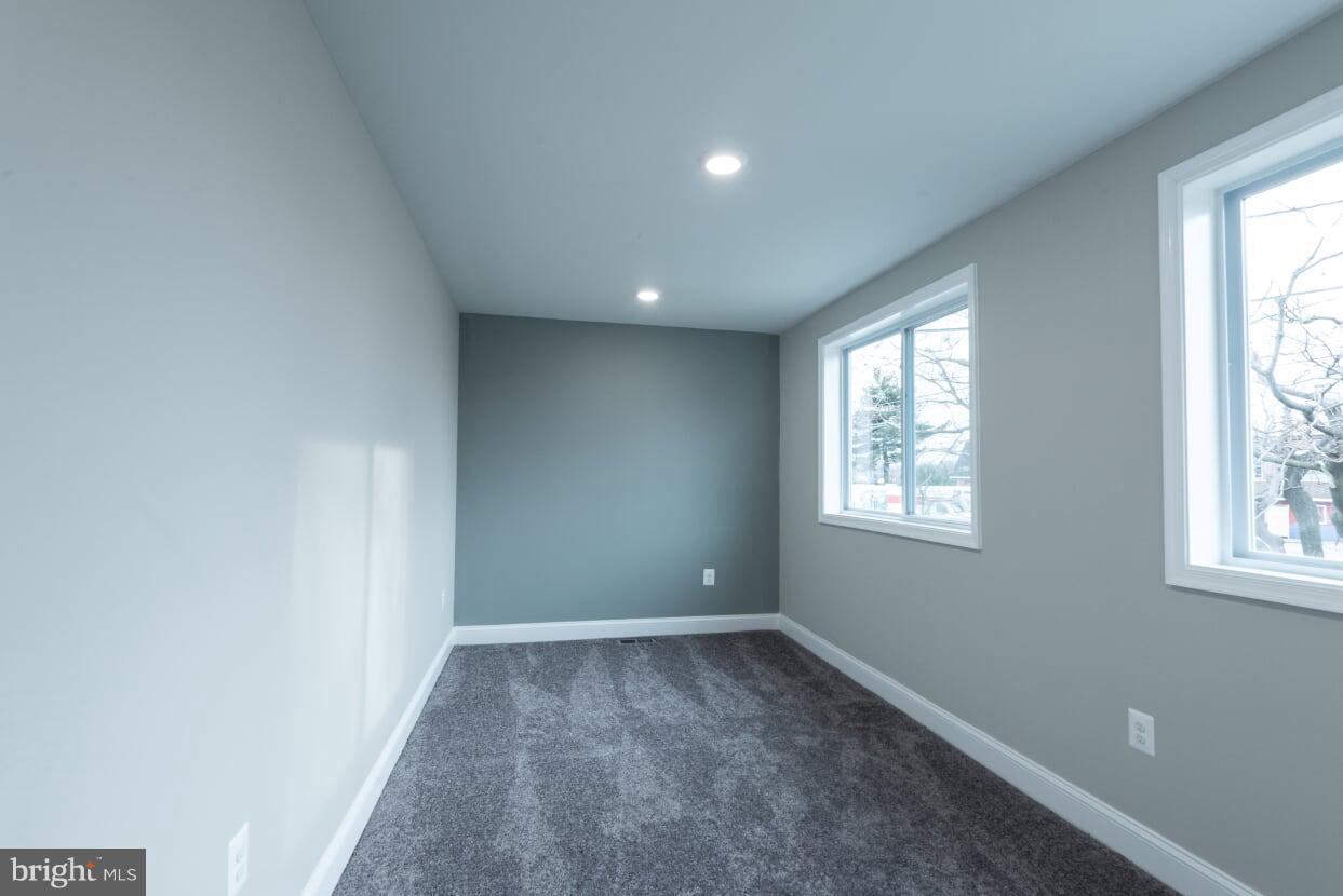 3619 Sollers Point Road Baltimore, MD 21222 - Photo 19 of 34