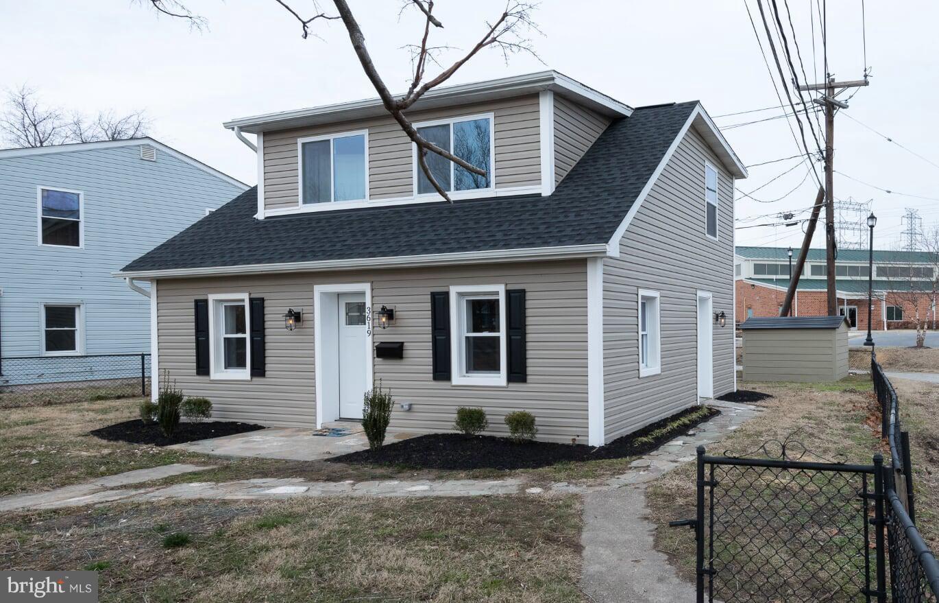 3619 Sollers Point Road Baltimore, MD 21222 - Photo 3 of 34