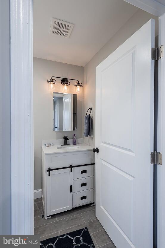 3619 Sollers Point Road Baltimore, MD 21222 - Photo 25 of 34