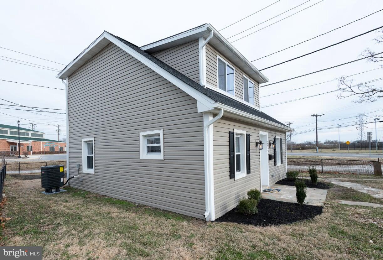 3619 Sollers Point Road Baltimore, MD 21222 - Photo 5 of 34