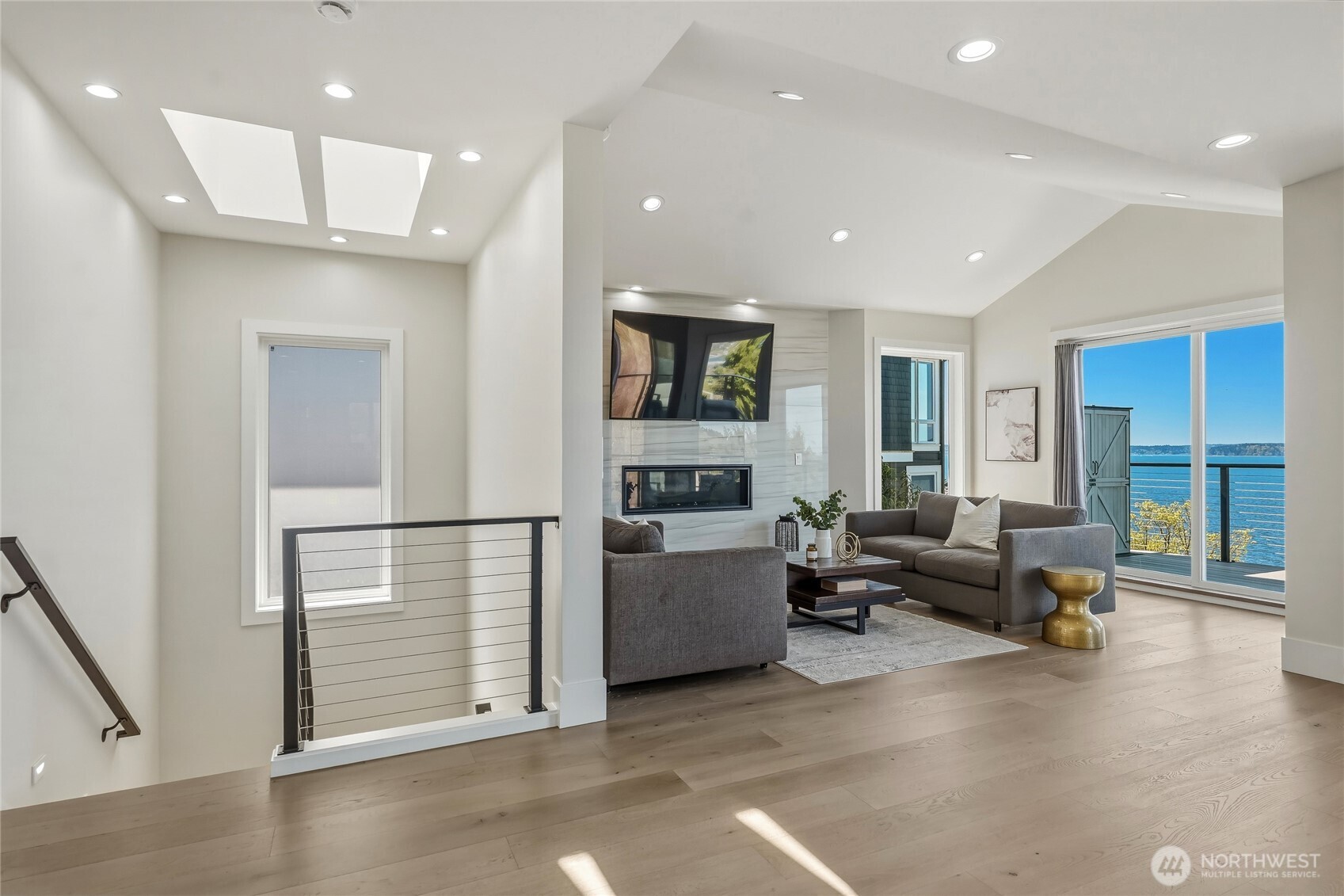 6029 Atlas Place Southwest Seattle, WA 98136 - Photo 16 of 35