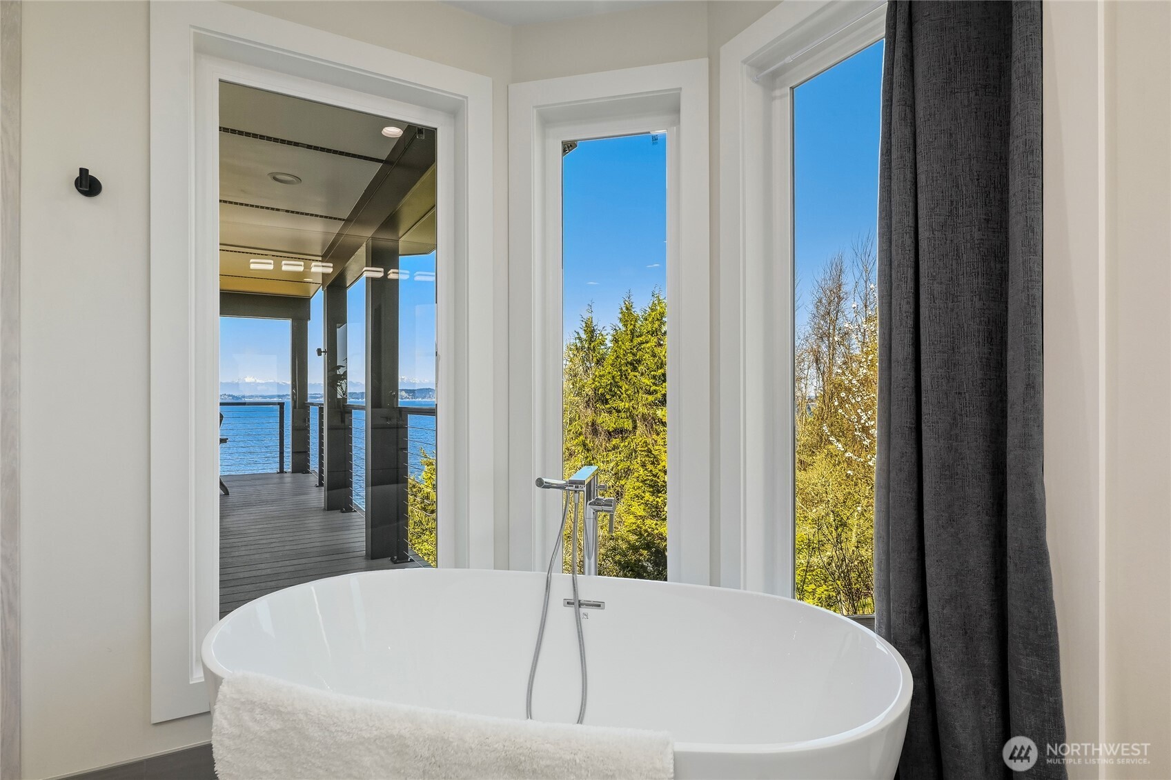 6029 Atlas Place Southwest Seattle, WA 98136 - Photo 21 of 35