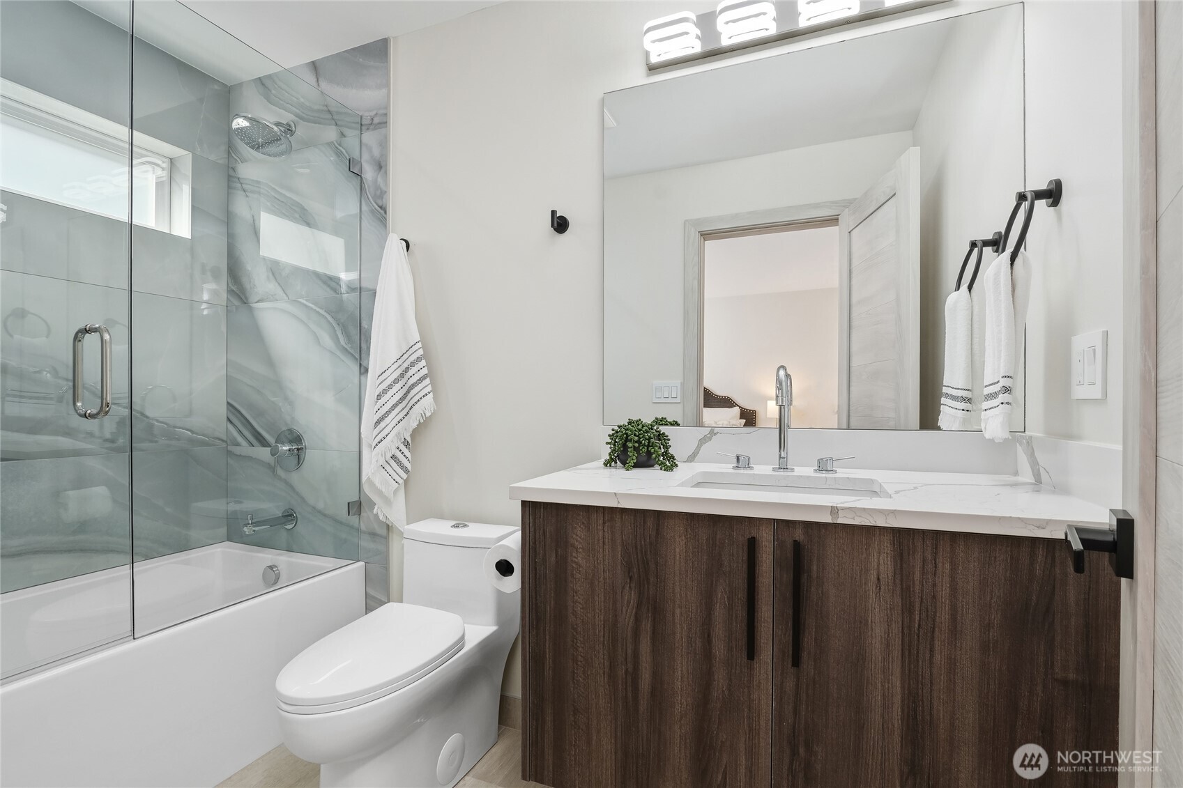 6029 Atlas Place Southwest Seattle, WA 98136 - Photo 24 of 35