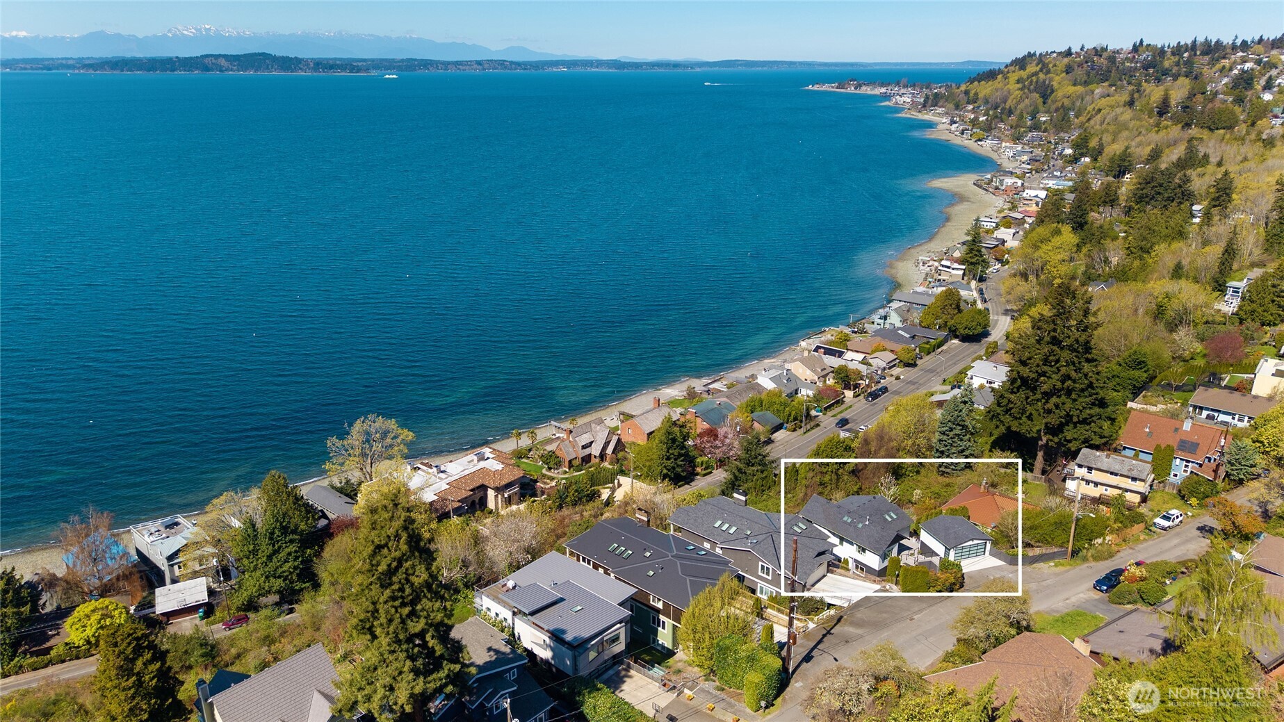 6029 Atlas Place Southwest Seattle, WA 98136 - Photo 5 of 35