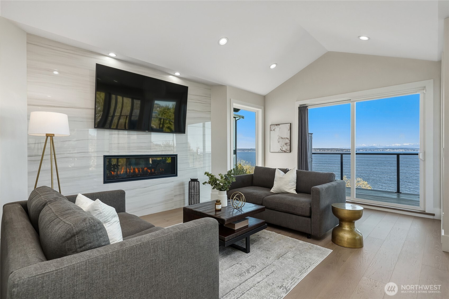 6029 Atlas Place Southwest Seattle, WA 98136 - Photo 9 of 35