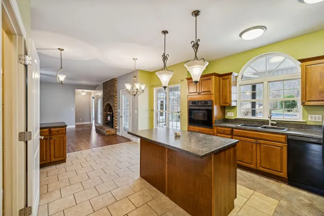 $750,000 | 12466 Alabama Highway, Ringgold, GA 30736