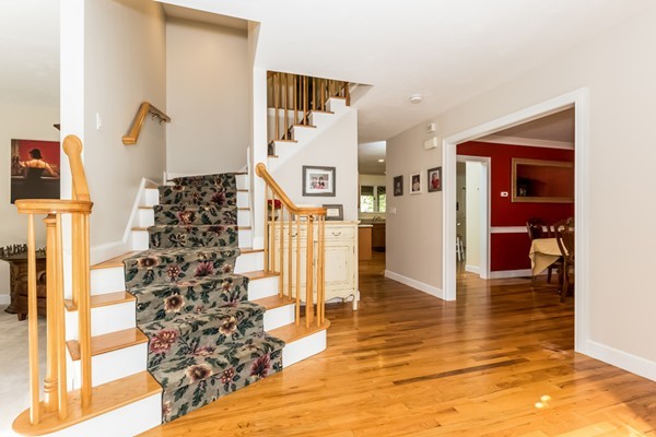 48 Taylor Road Marlborough, MA 01752 - Photo 3 of 24 Gallery Image 3
