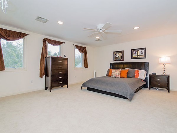 116 Old Farm Road Newton, MA 02459 - Photo 17 of 27 Gallery Image 17