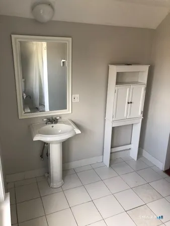 $3,400 | 48 Riverview Place, Stratford, CT 06615