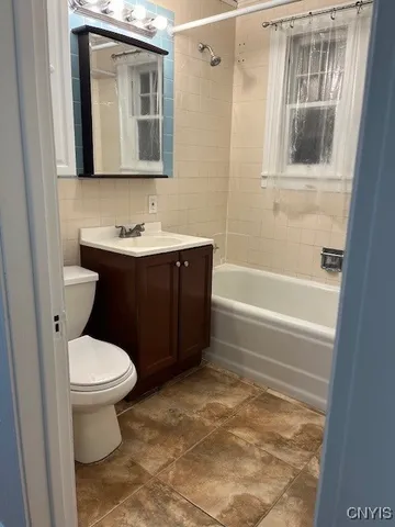 $205,500 | 119 Pleasant Street, Utica, NY 13501